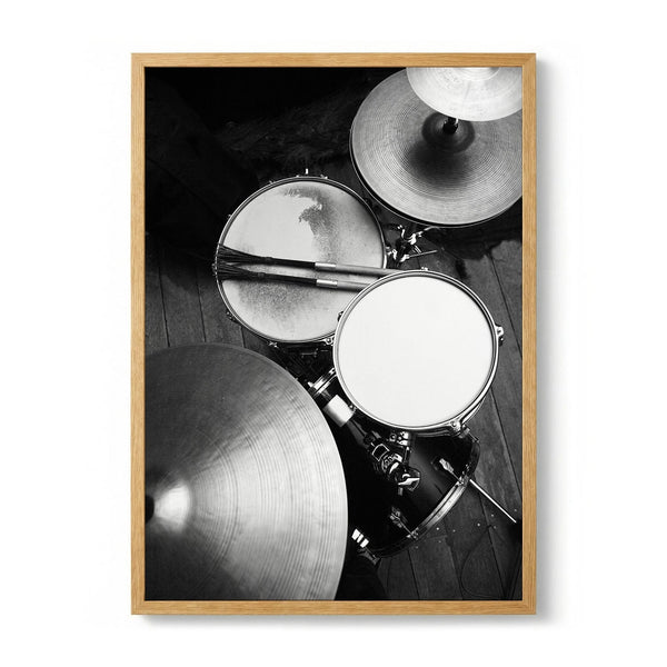 Black and White Drum Kit by Alexander Yakovlev