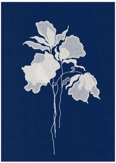 Delicate White Flower by Lena Refur - Kuriosis Fine Art GmbH