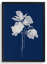 Delicate White Flower by Lena Refur - Kuriosis Fine Art GmbH