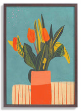 Red tulips By Gigi Rosado - Kuriosis Fine Art GmbH