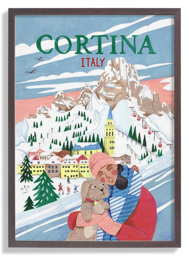 Travel Poster Frau in Cortina, Italien von Caroline Bonne Müller – Kuriosis Fine Art GmbH